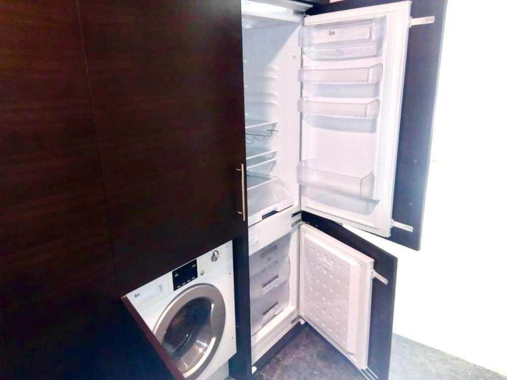 Super Elegant Studio Apartment-Sparkle Tower By Sweet Homes Dubai Exterior photo